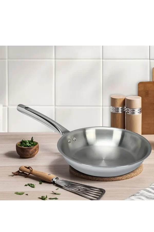 ロイヤルクイーンSun  8インチGourmet Skillet 2026年最新】ロイヤルクイーン スキレットの人気アイテム - メルカリ